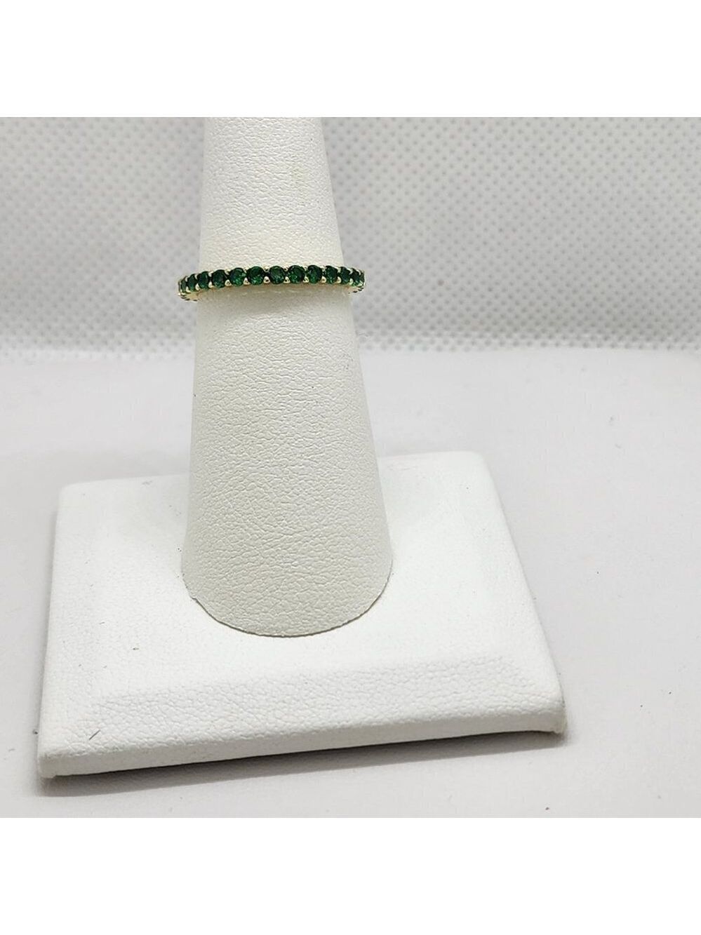Brand New Sterling Silver 925 Green Eternity Ring